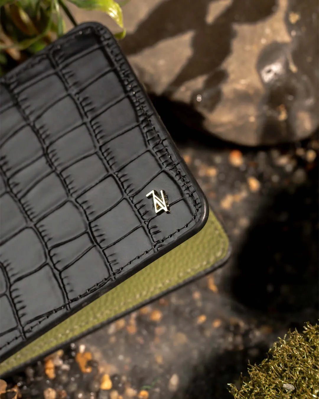 Artemis Croco Wallet - Black and Olive Green Leather