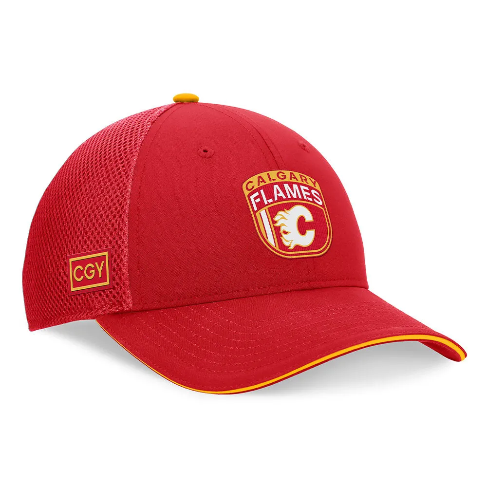 FANATICS CALGARY FLAMES AUTHENTIC PRO 2024 DRAFT TRUCKER HAT