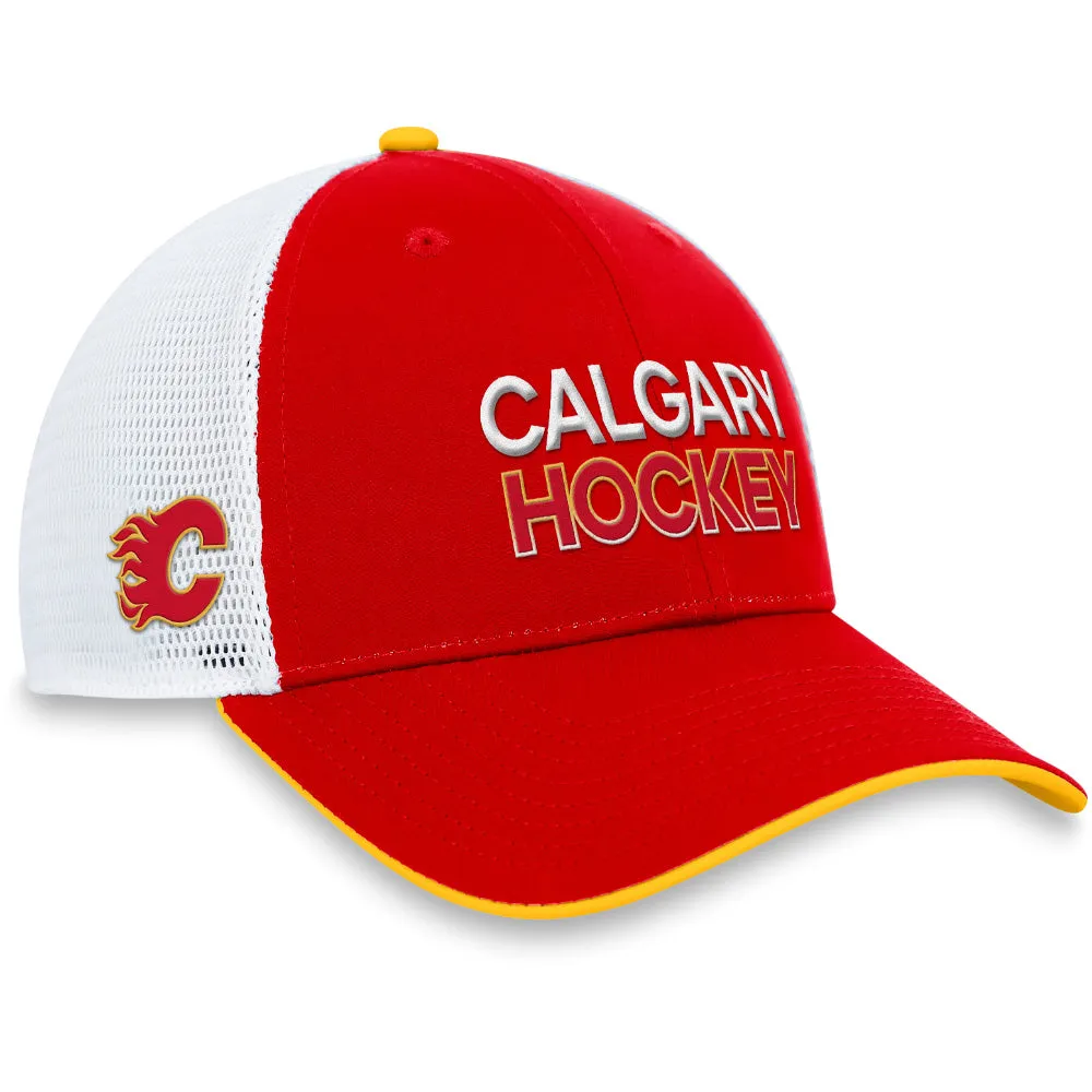 FANATICS CALGARY FLAMES AUTHENTIC PRO RINK STRUCTURED TRUCKER HAT