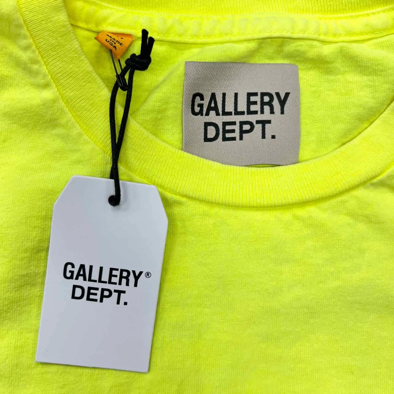 Gallery DEPT. T-Shirt SOUVENIR Neon New Size L