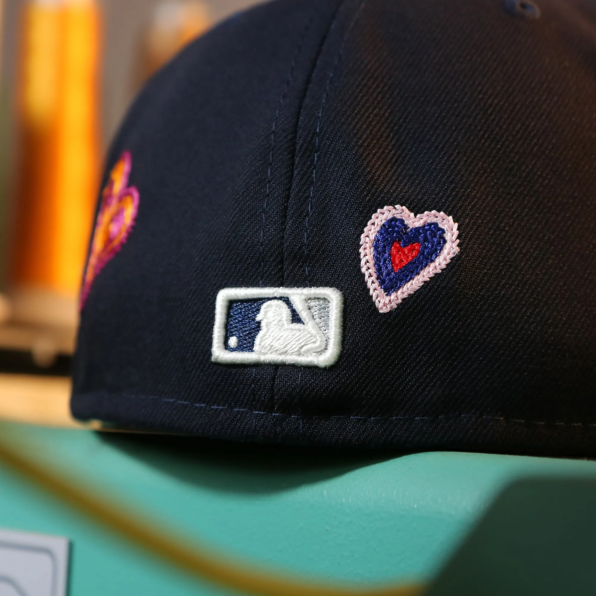 New York Yankees All Over Embroidered Chain Stitch Heart Pink Bottom 59Fifty Fitted Cap | Navy 59Fifty Cap