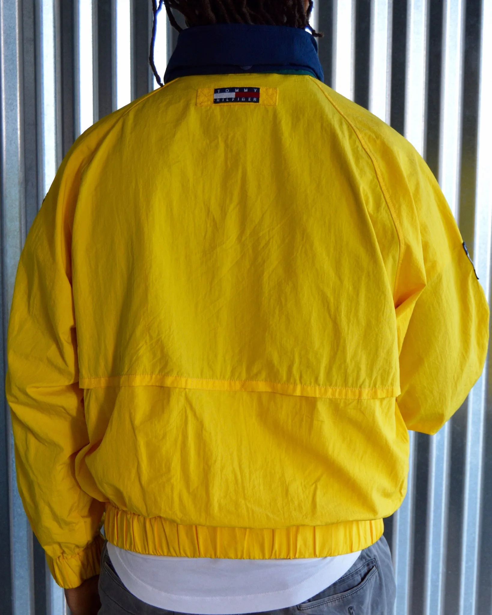 Vintage Classic Yellow Tommy Hilfiger Hooded Windbreaker Jacket sz XL